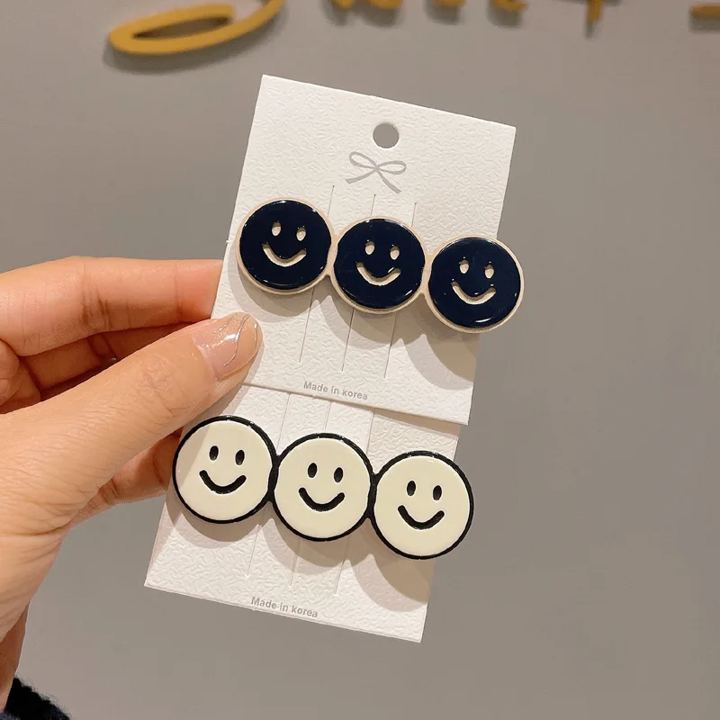 Оптовая продажа 2023 горячий дизайн ацетатные белые черные улыбающиеся сердца для девочек челки украшение утка бис зажим