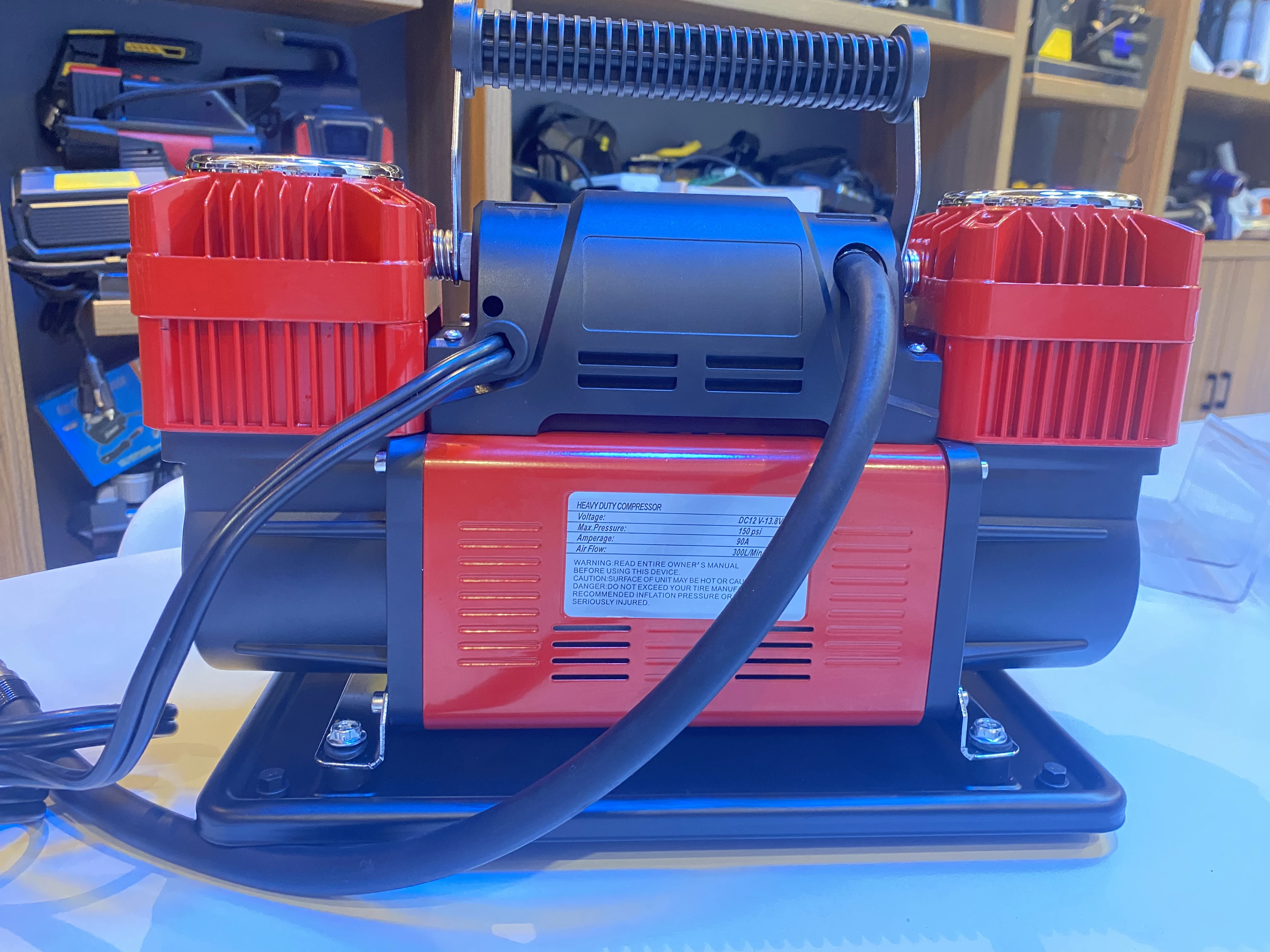 New design 300L/min digital display heavy duty compressor strong power auto inflatable air Compressor with pressure monitoring