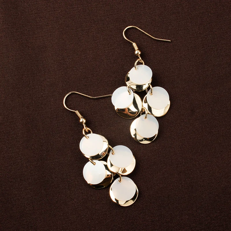 
Hot Sales Long Jewelry Geometric Shape Earrings White Pearl Hoop White Tassel Earrings Shell Women Pearl Earrings 