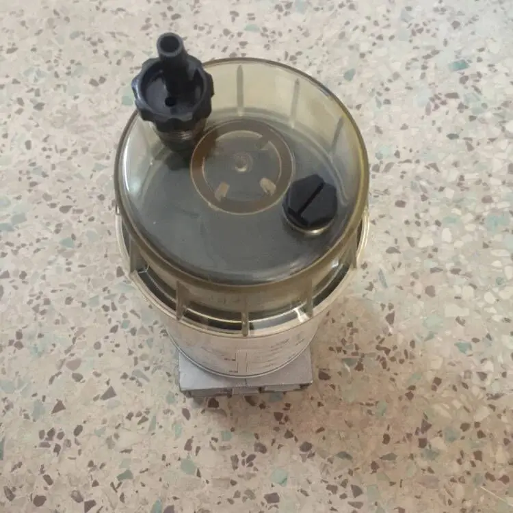 Brand new High quality fuel prefilter 04904770 used for  Deutz TDC2013 engine