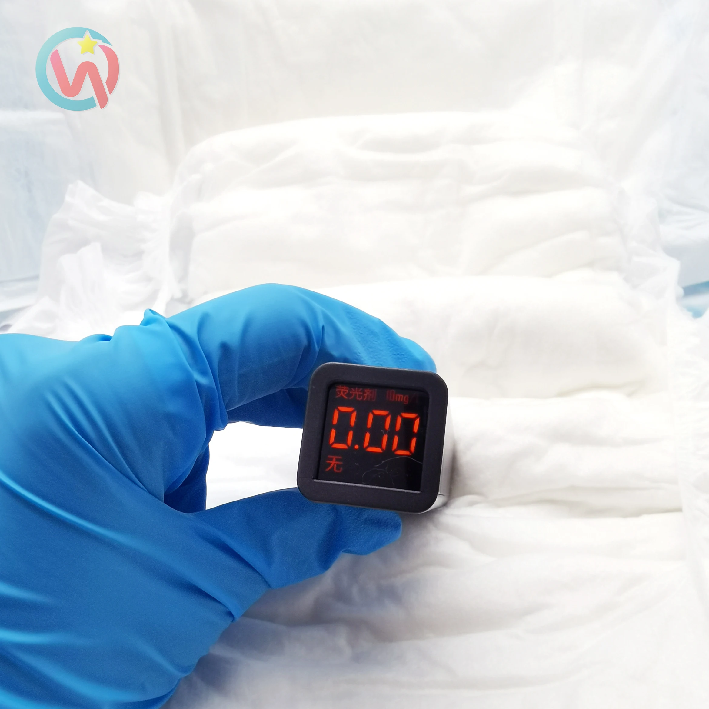 High Quality Disposable Breathable Free Sample Panty Adult Diaper And Plastic Pants Pakistan