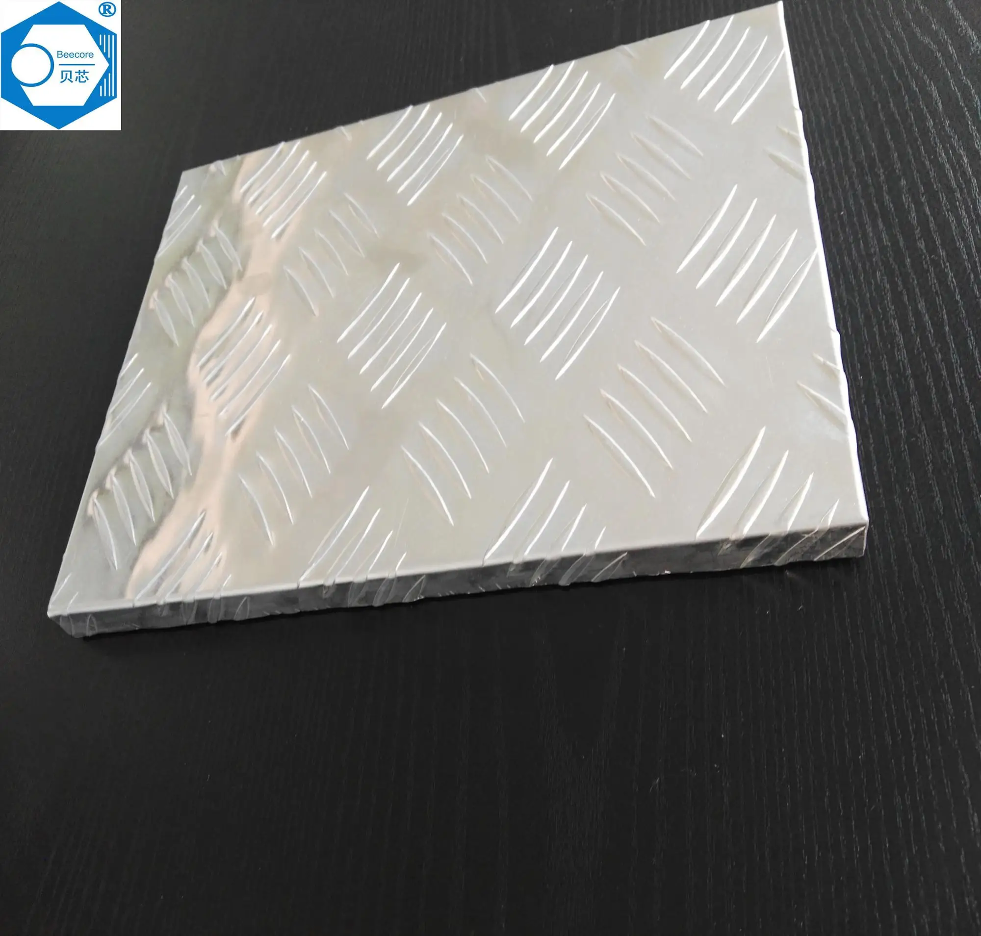 honeycomb sandwich panel with checker plate cladded