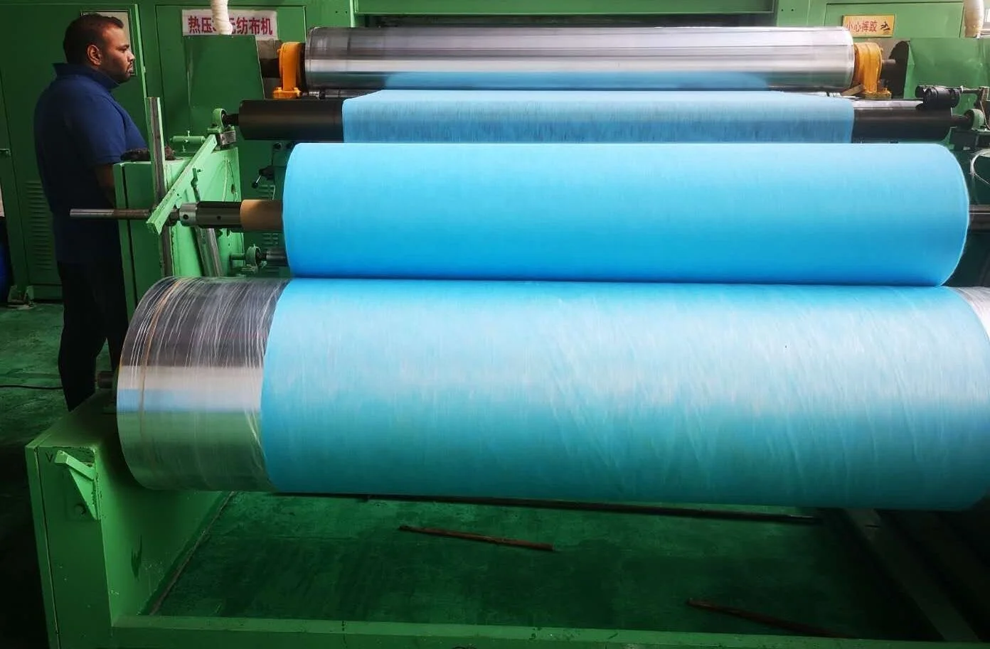 Nonwoven fabric topsheet raw materials for baby diaper