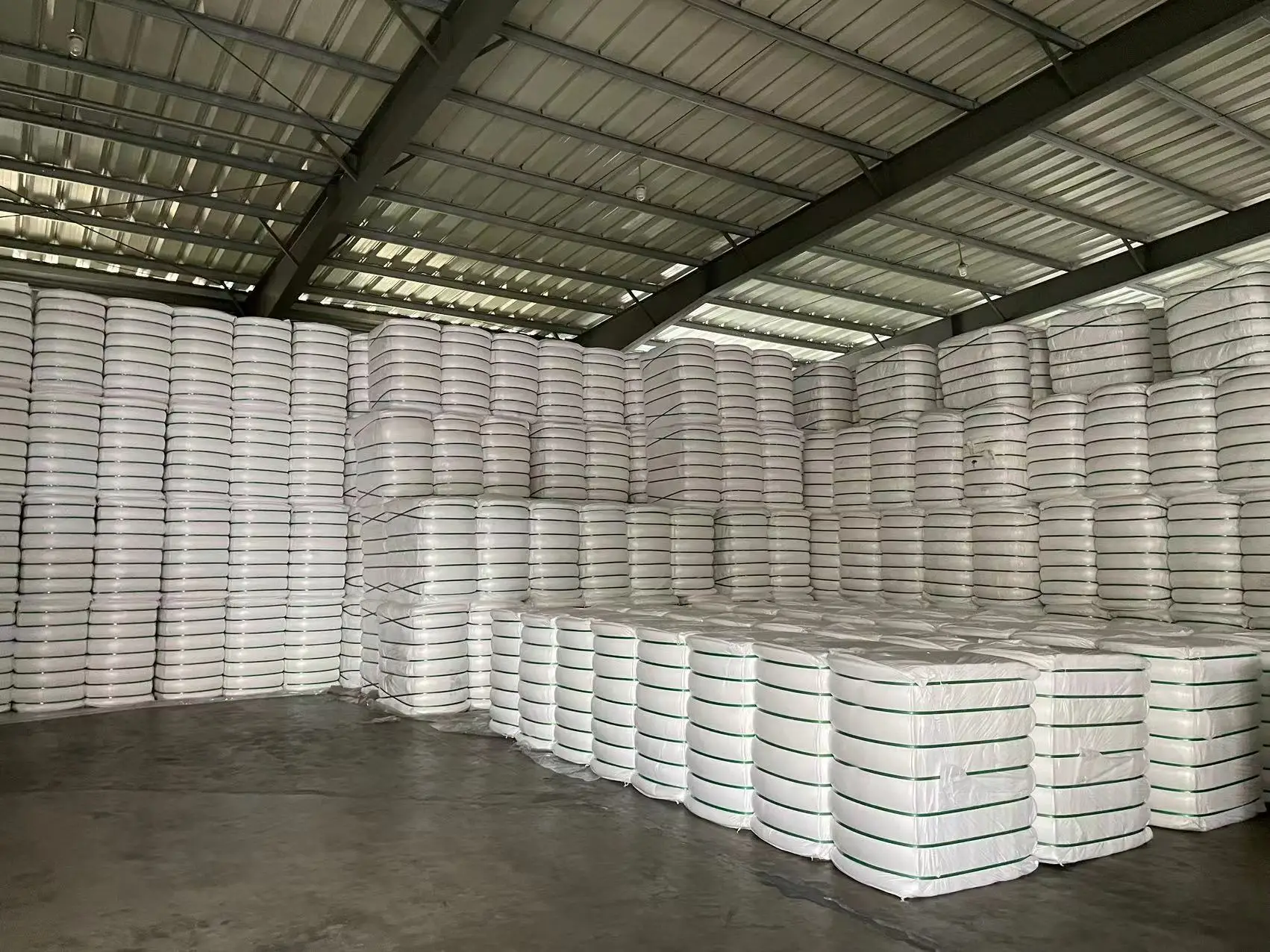 Stock Polyamide PA6 Nylon 6 staple fiber 1.5D 1.67dtex *38mm semi-dull cotton yarn Spinning ready for ship