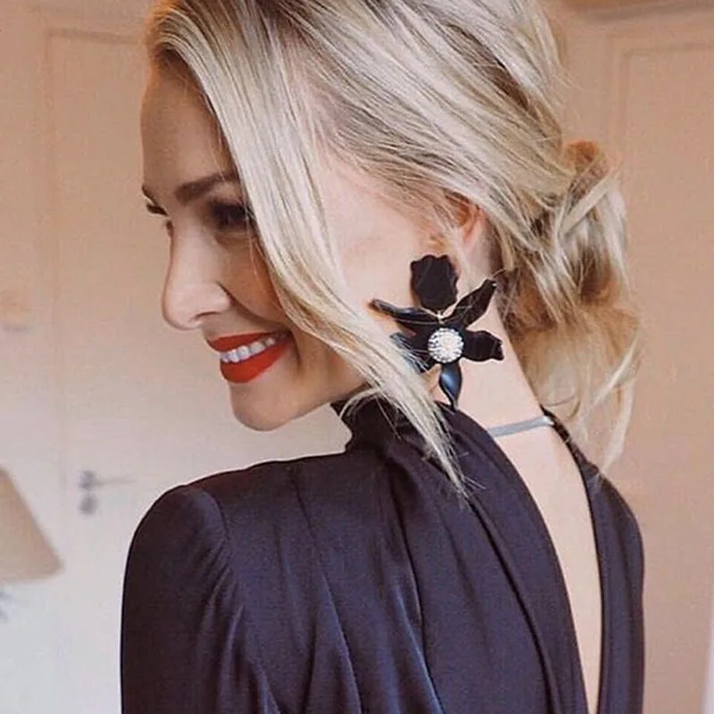 European American style Trendy Women Jewelry Popular Super Big Acrylic Flower Stud Earrings large earring with diamond Stamen