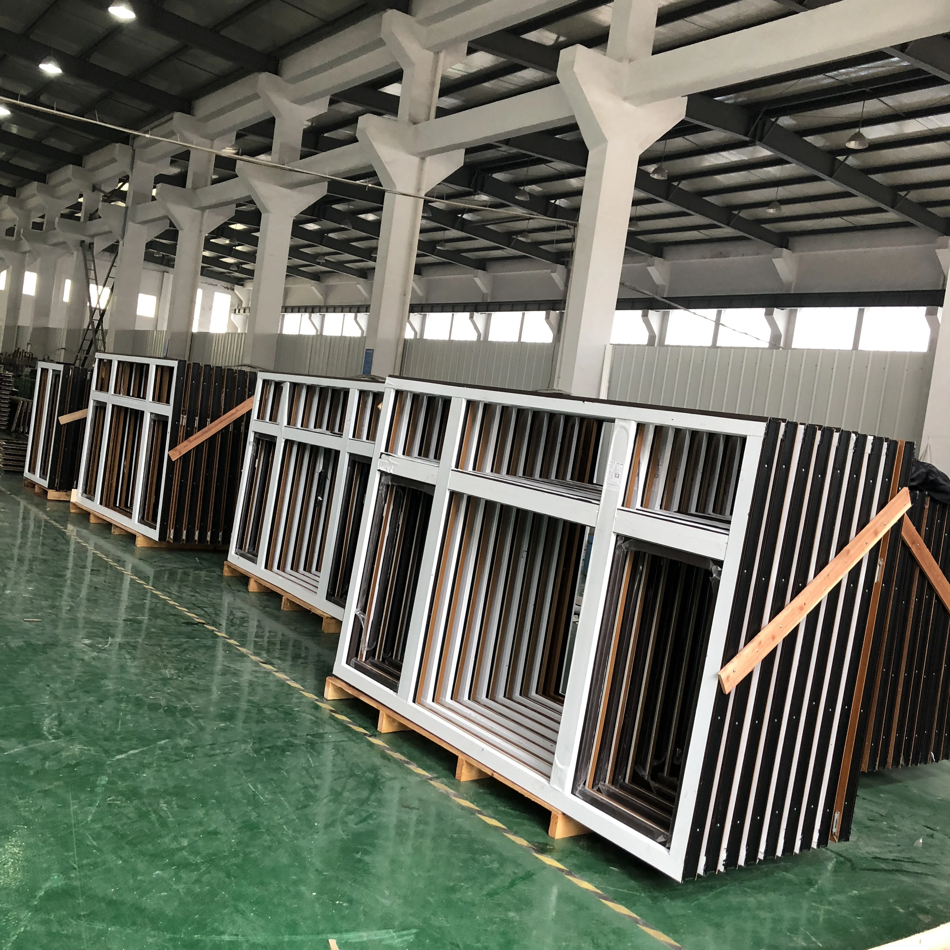 High Quality Waterproof Aluminum Cladding Wood Casement Window