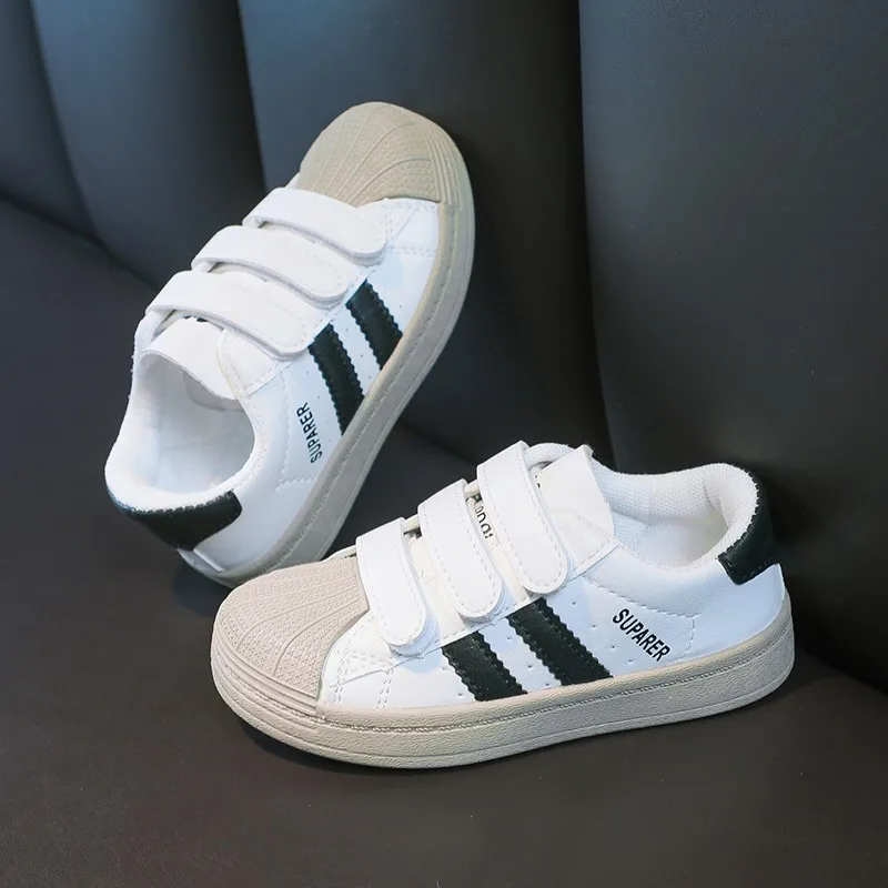 Высококачественная модная детская повседневная спортивная обувь для тенниса и катания на коньках с волшебной лентой