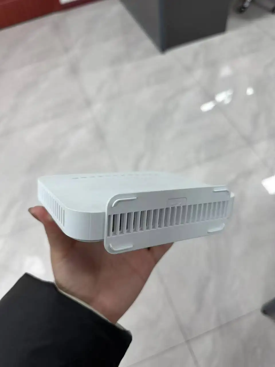 Новый G-140W-MD FTTH 1GE + 3FE 2 4 GWIFI GPON на одной полосе 3 года гарантии индивидуальные логотипы доступны ONT XPON