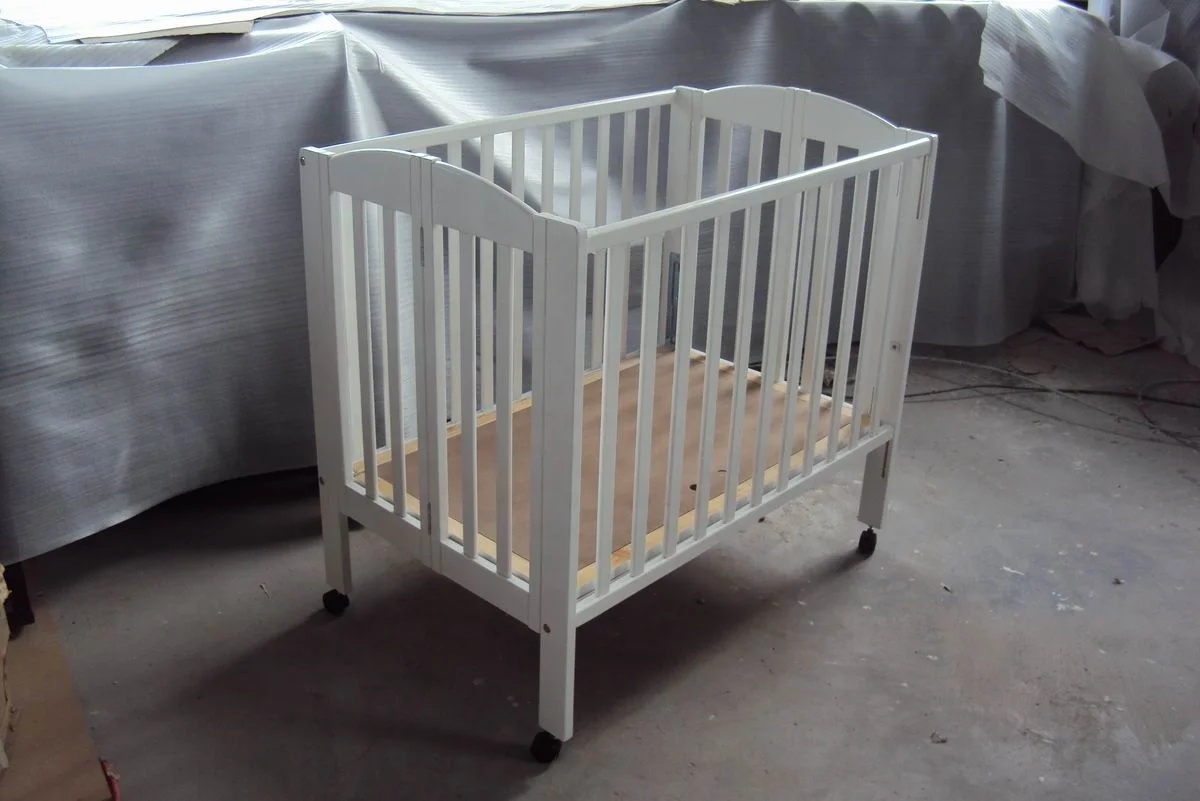 Solid wood folding cot baby cot wooden crib