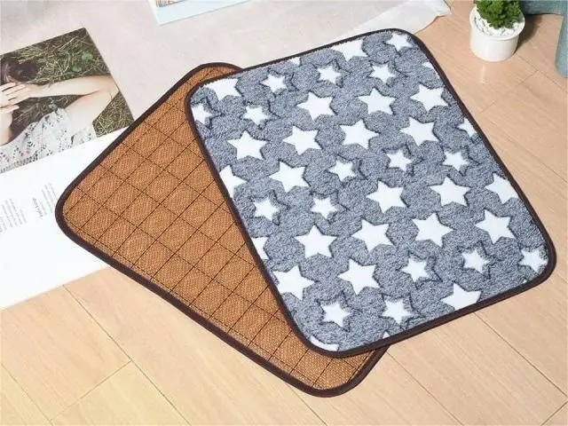 New Four Seasons Pet Mat Breathable Solid Pattern Sleeping Mat for Cats Summer Dog Mat for Comfortable Rest for Spring