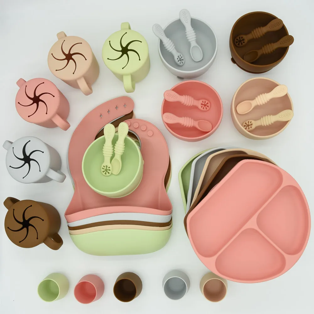 Wholesale Custom BPA Free Silicone Baby Tableware Set Bib Suction Plate Baby Silicone Bowl With Spoon