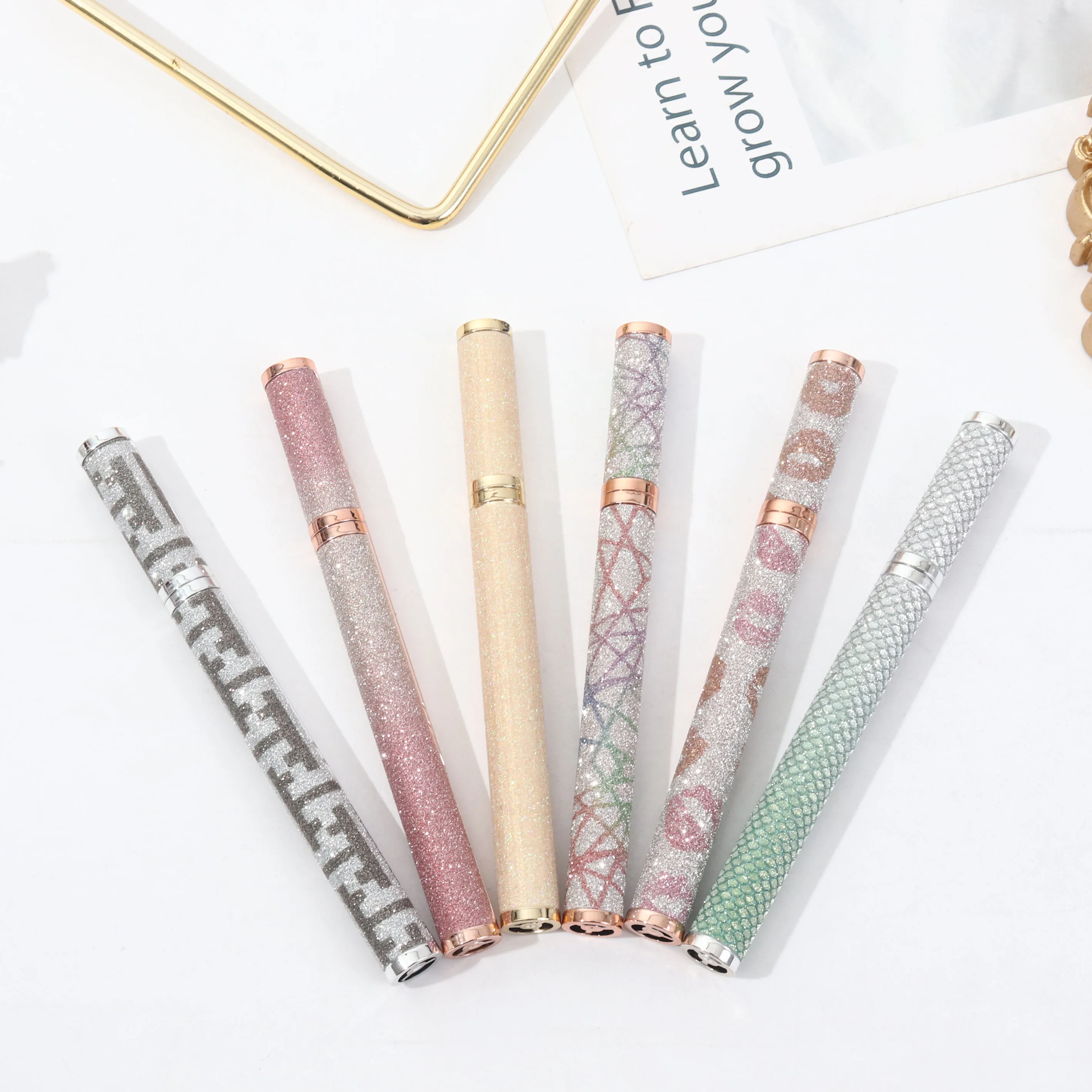 Wholesale Waterproof Fast Drying Eyelashes Liquid Liner Pen Lash Glue Pen Private Label Rhinestone Magic Glue Adhesive Eyeliner