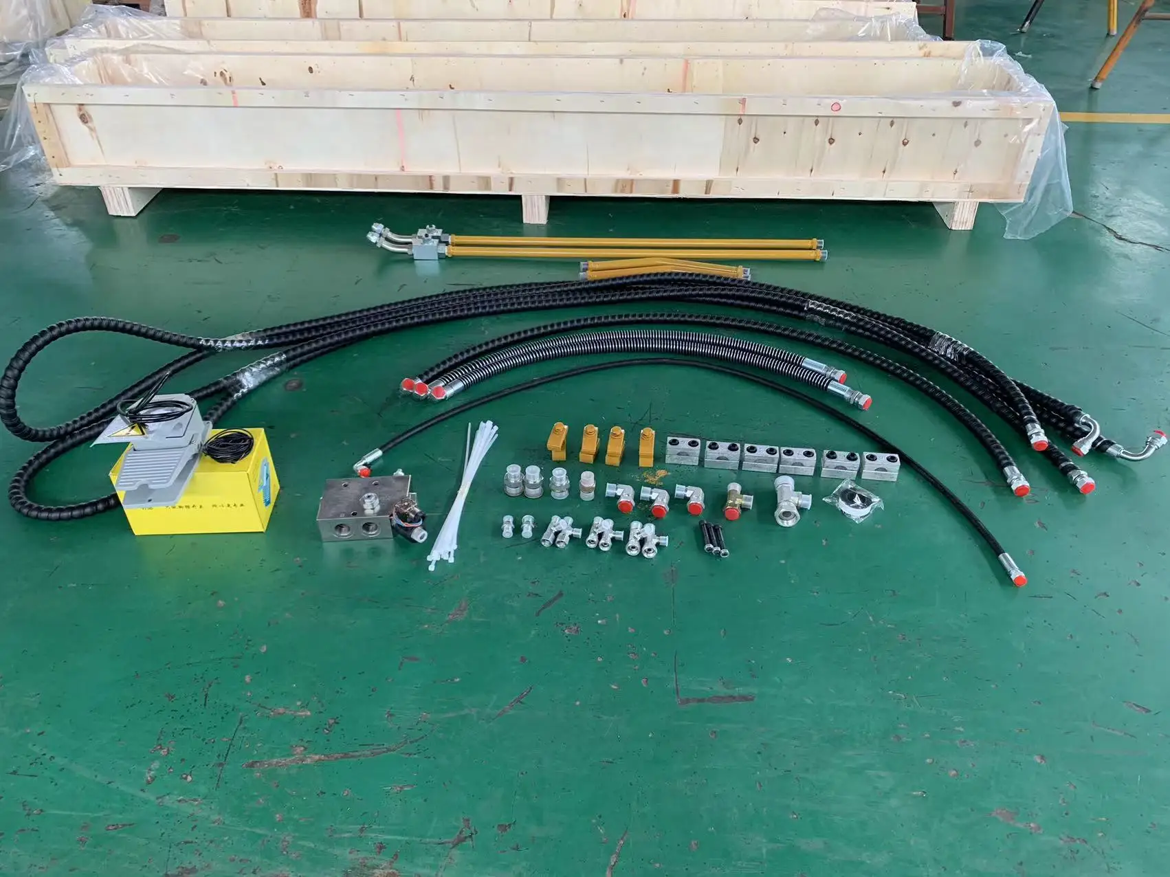 Backhoe loader auxiliary piping kits Hydraulic hose kit for rock breaker