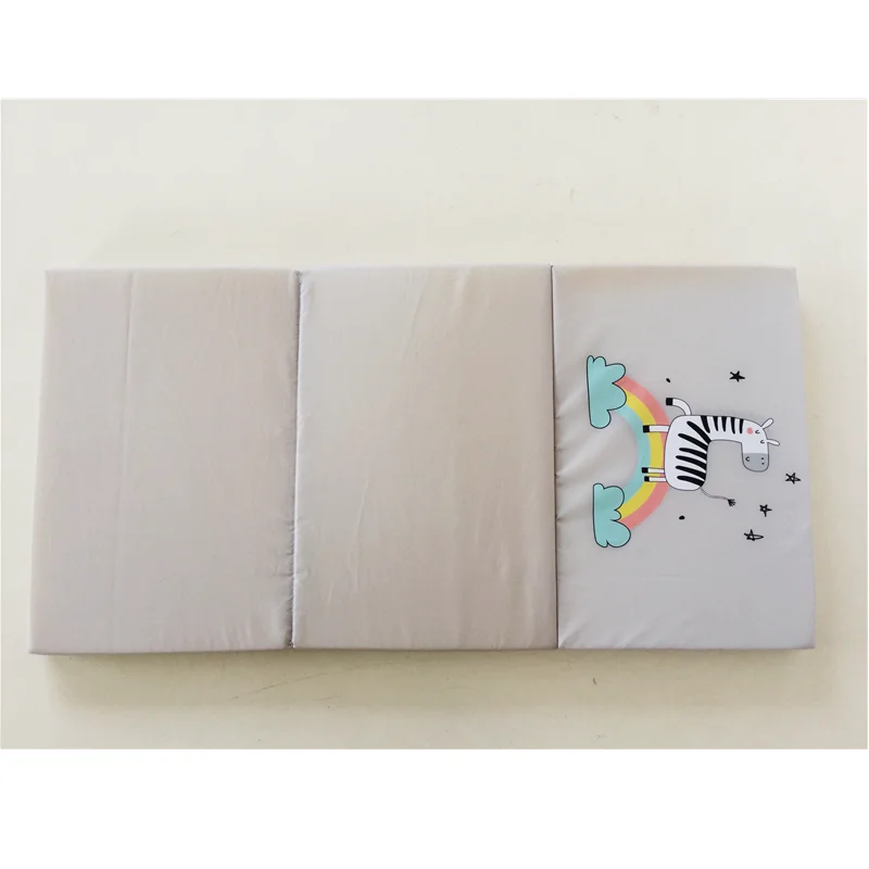 Custom Logo Cartoon Pattern Comfortable moistureproof foldable comfortable baby mattress for playpen
