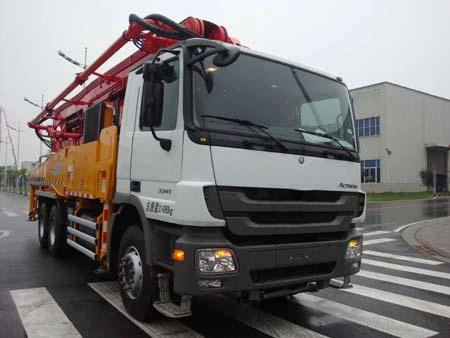 37m Truck-mounted Concrete Pump SYM5230THB 370C-8A to Oman