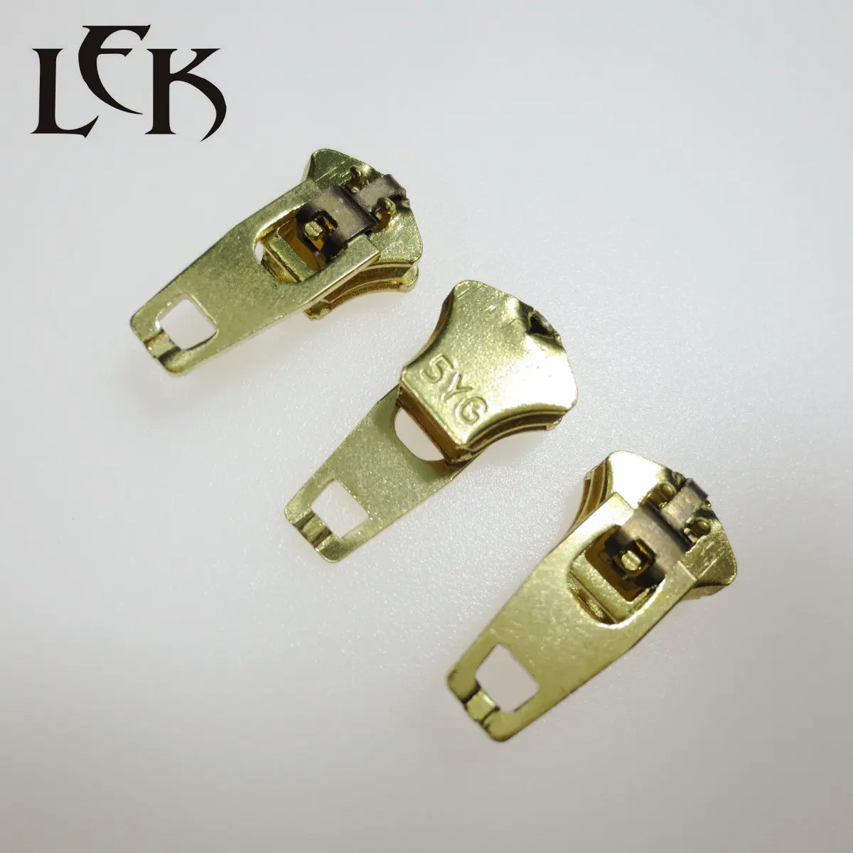 Wholesale Brass Zipper heads luggage clothing accessories zipper slider