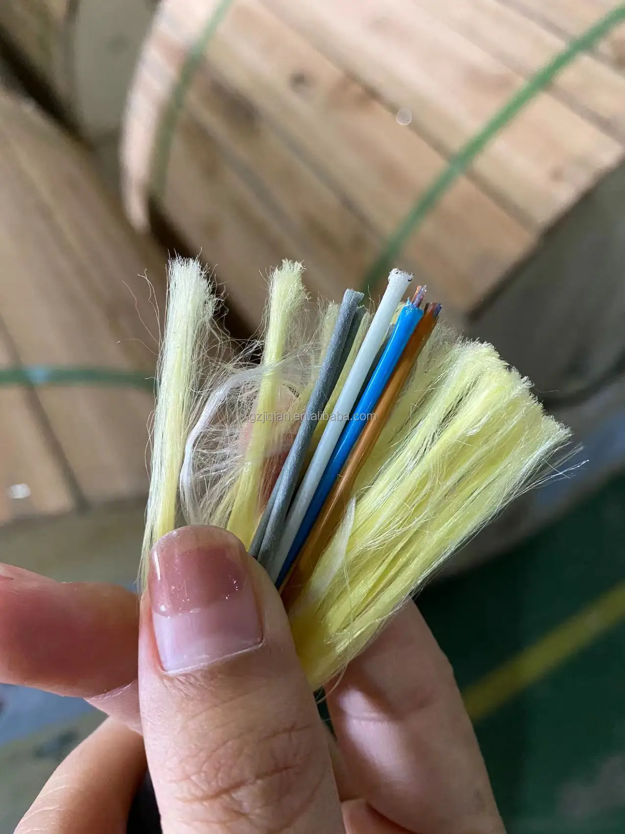 Guangzhou Jiqian Outdoor Double Jacket 48 96 Core ADSS Fiber Optic G652D Cable 100m 150m Span