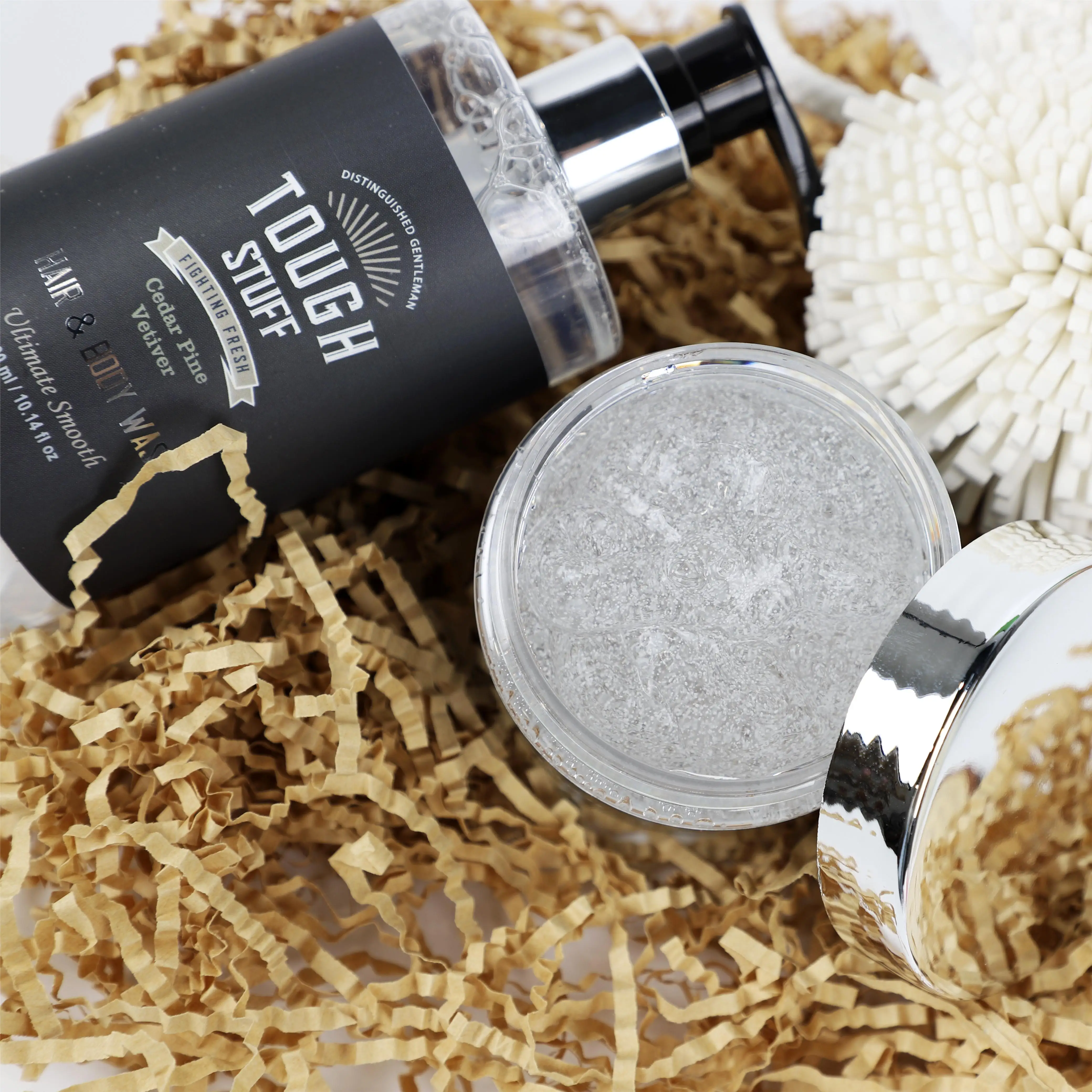 Custom Bath and Body Care Set for Men Natural Fragrance Hair Body Wash Exfoliating Body Scrub Moisturizing Cleansing