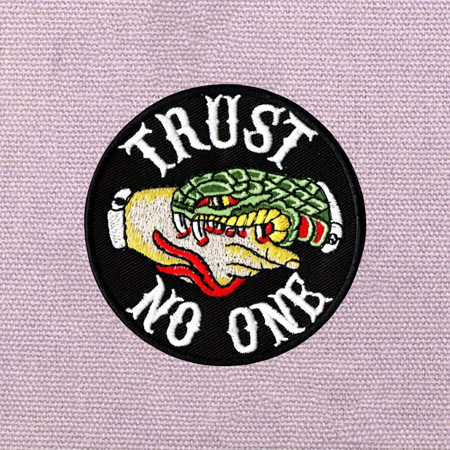 Customized Woven Embroidery Patches Badge Clothing Hats Bags Iron-On Custom Logo Patches