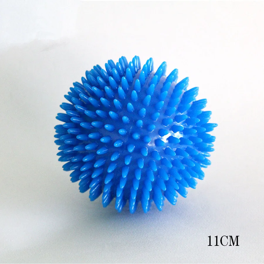 4.5 Squeaky Dog Ball for Small Medium Large Dogs Dog Toys for Aggressive Chewers Spike Ball Toys for Clean Teeth and Training