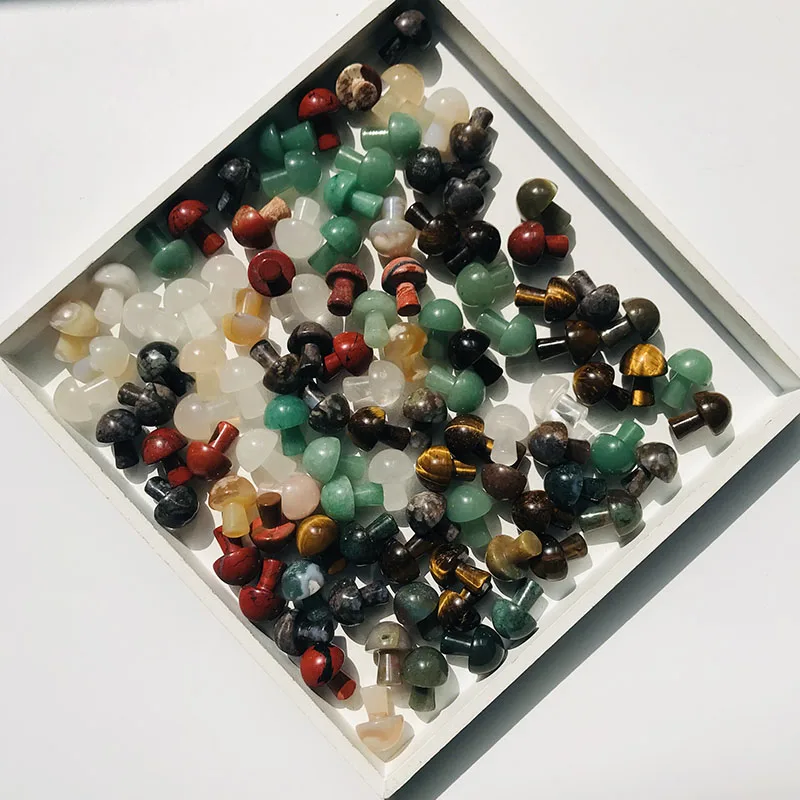 Bulk wholesale high quality clear quartz mushroom hand carved mini crystal mushroom for decor