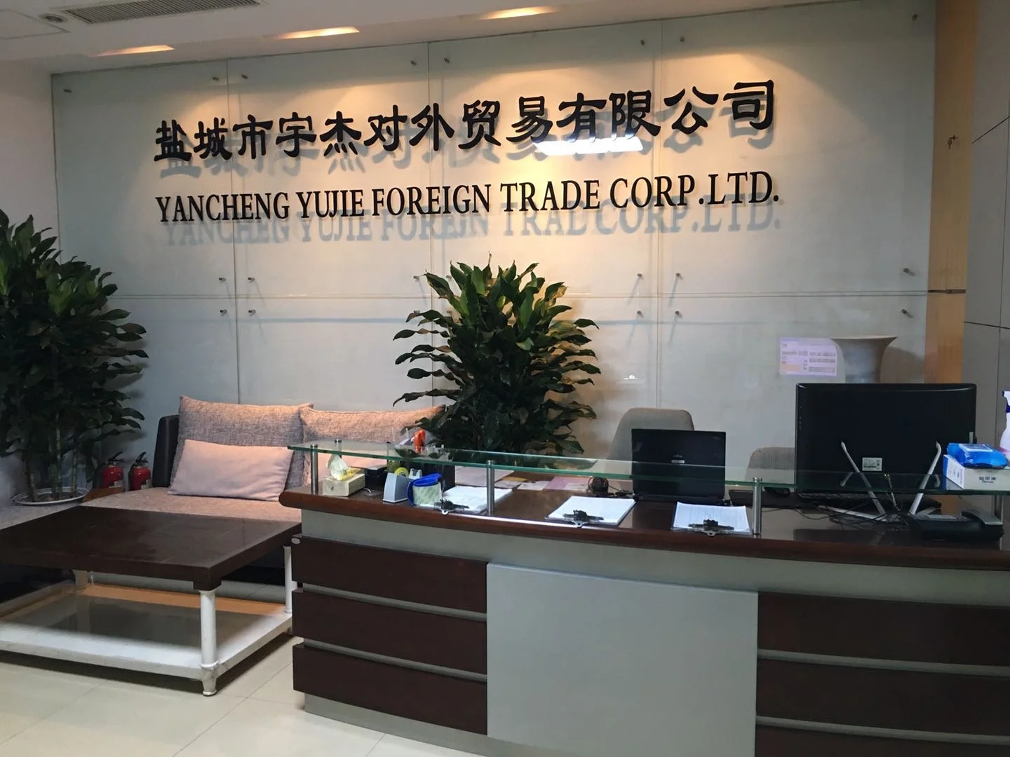 
Thermal Anti-Slippery Sole Women Slippers Sheepskin Slippers Soft And Warm Winter Indoor Shoes 