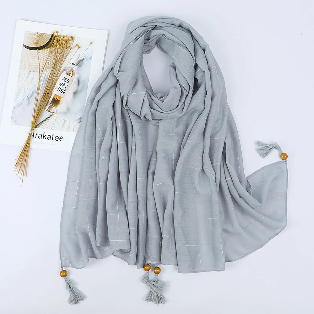 Best Selling Muslim Woman Scarf Large Size Malaysia Grid Printed Hijab Cotton Shawls With Tassels And Wood Beads