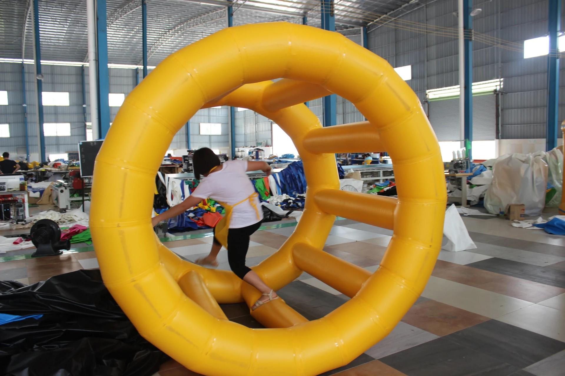 Water Trampoline 3m Diameter PVC Inflatable Bouncer Floating Inflatable Water Jumping Bed Play Equipment