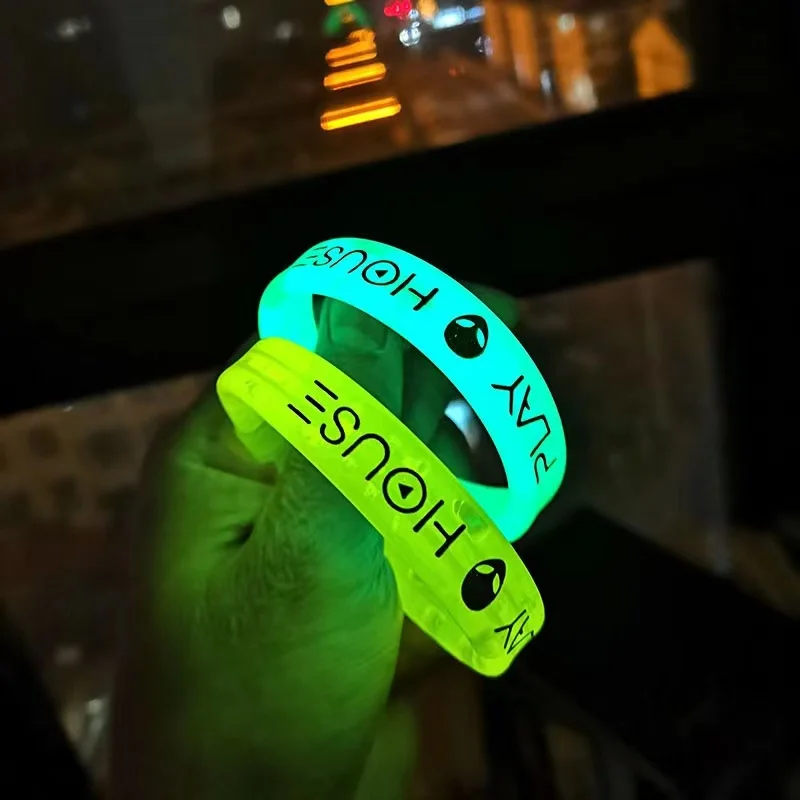 Promotional gifts silicone led bracelets custom logo silicone wristband luminous glowing glow event silicone wristband