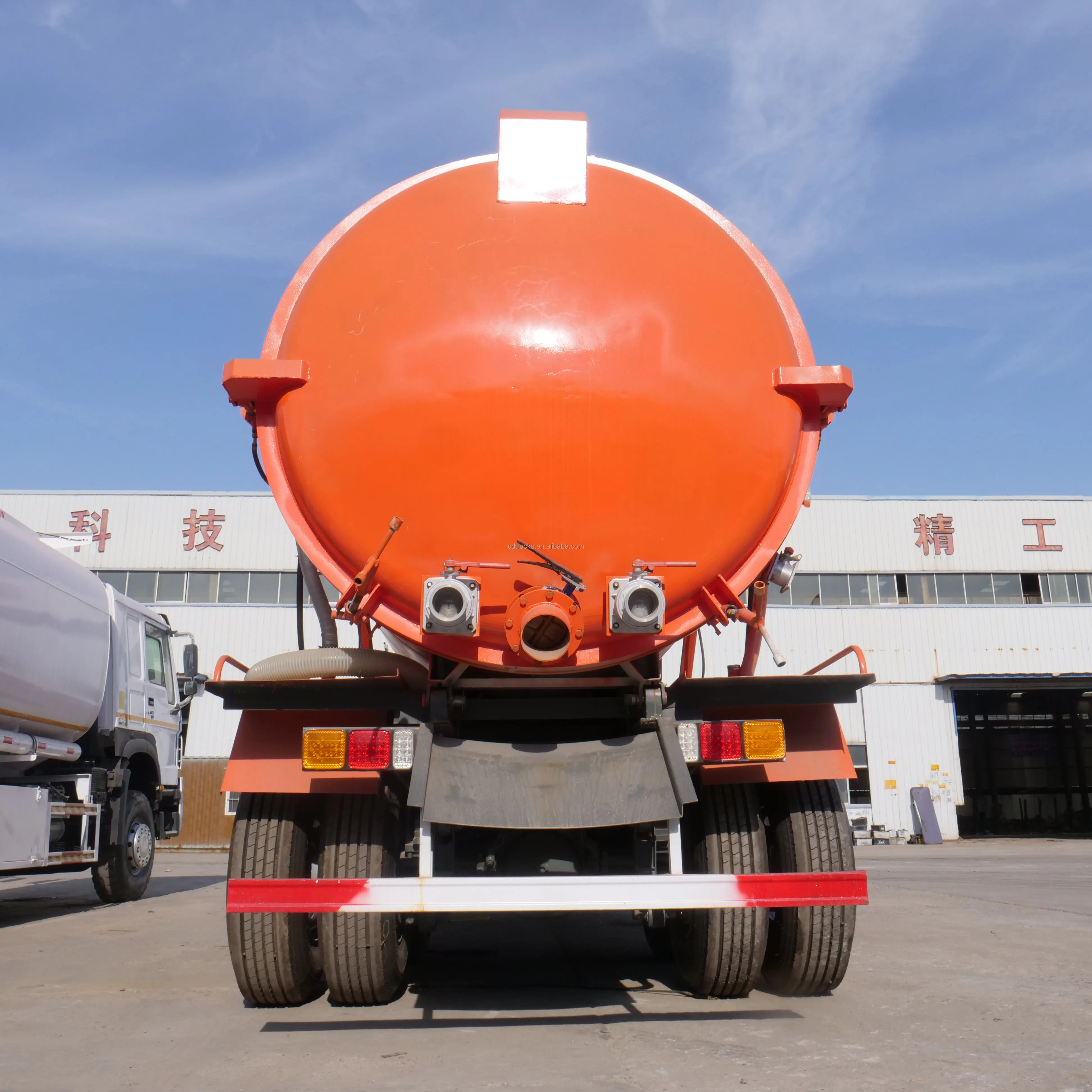 New Used Sinotruk HOWO  Vacuum Truck Sewage Suction Septic Tank Truck