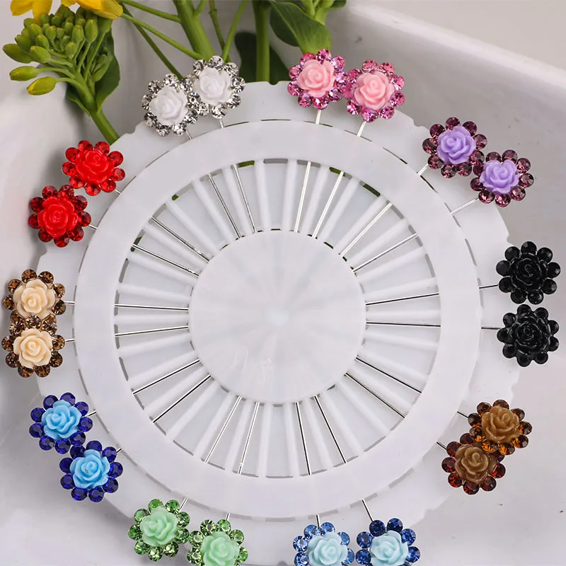 2023 Factory Hot Style Multi-color  Long Pearl Muslim Brooches Pin Hijab Scarf Wedding Brooches For Women