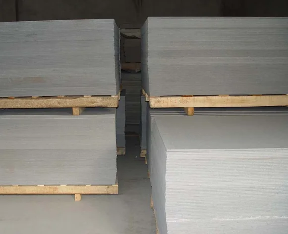 Фабричная огнестойкая алюминиевая силикатная плита из керамического волокна, твердая пористость, тонкие огнеупорные кирпичи, отличная огнеупорная изоляция