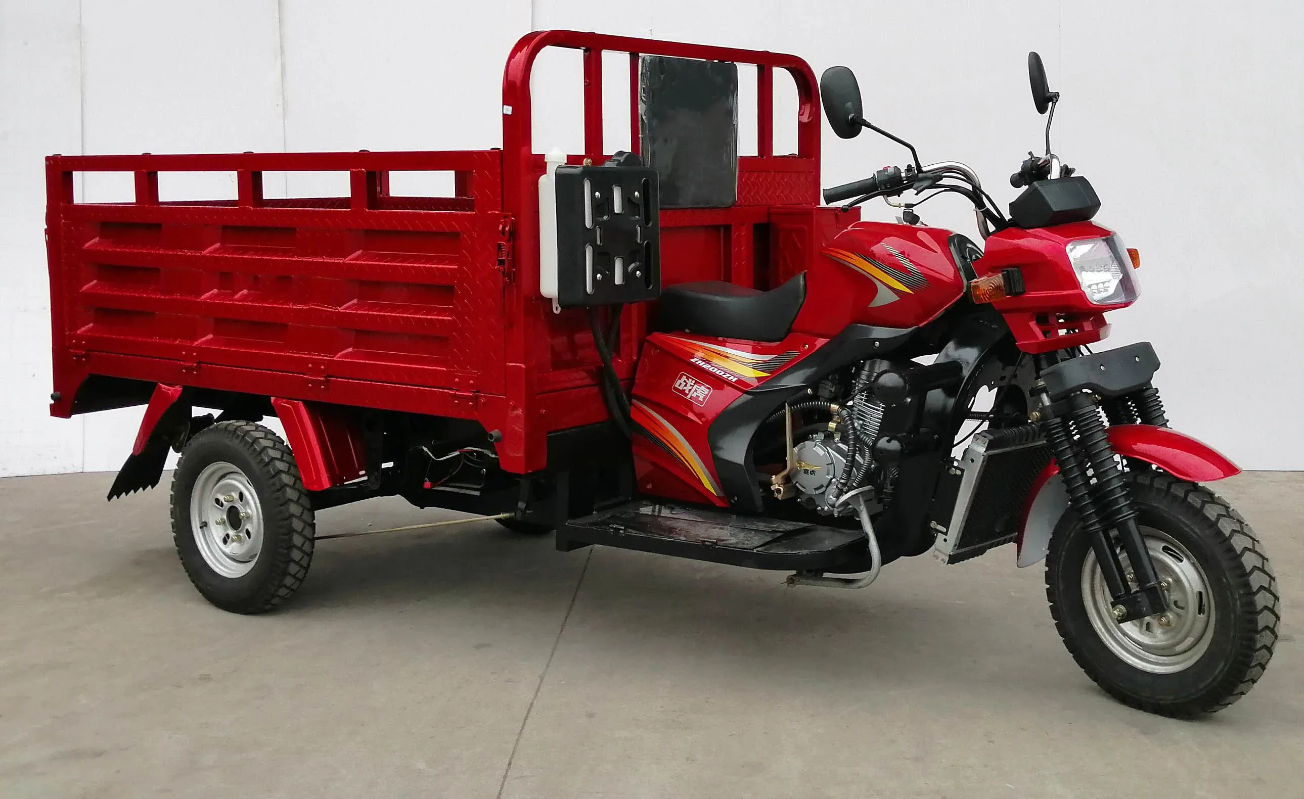 
Hot sales 250cc water-cooled quality three wheel cargo tricycle motorcycle trike Heavy duty China Powerful engine CCC reliable 