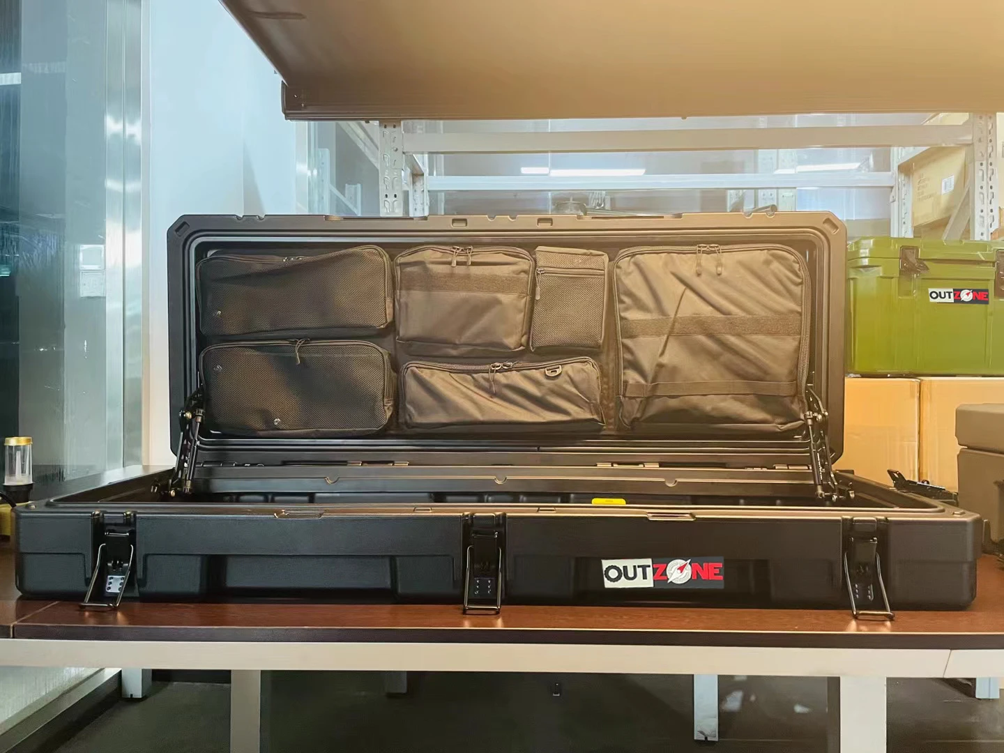 Waterproof SUV Car Trunk Tool BOX Heavy Duty 76L Case Black Plastic Case IP65 Hard Case LLDPE