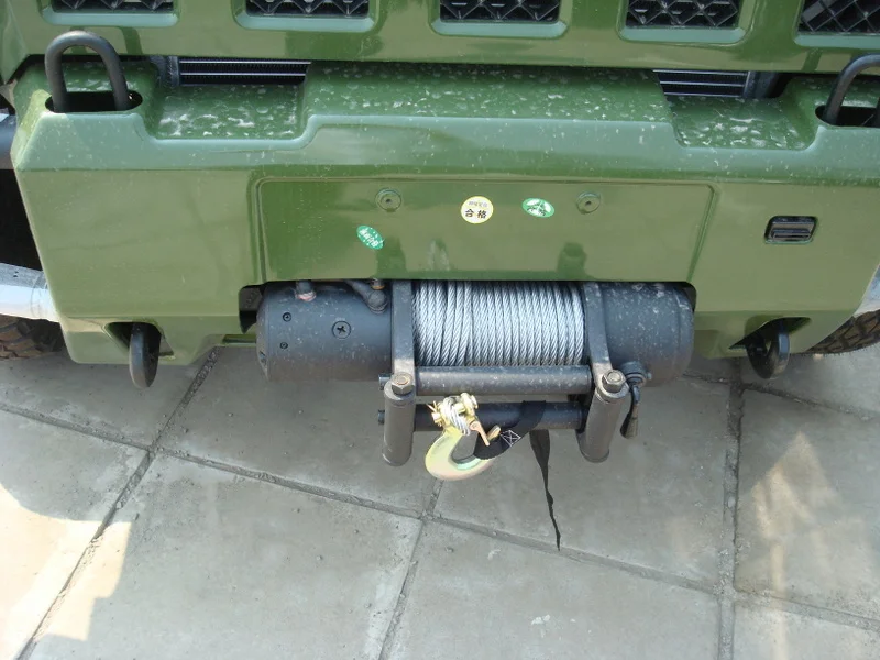 4X4 MILITA RY VEHICLE  for  Transportation