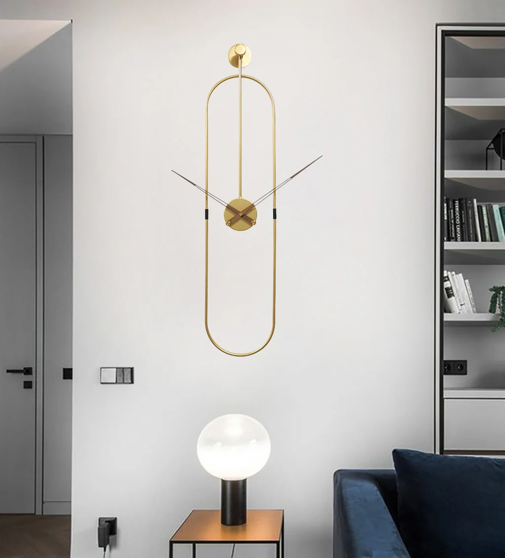 Modern fashion clock decorative Nordic living room metal decorative Spanish simple light luxury clock