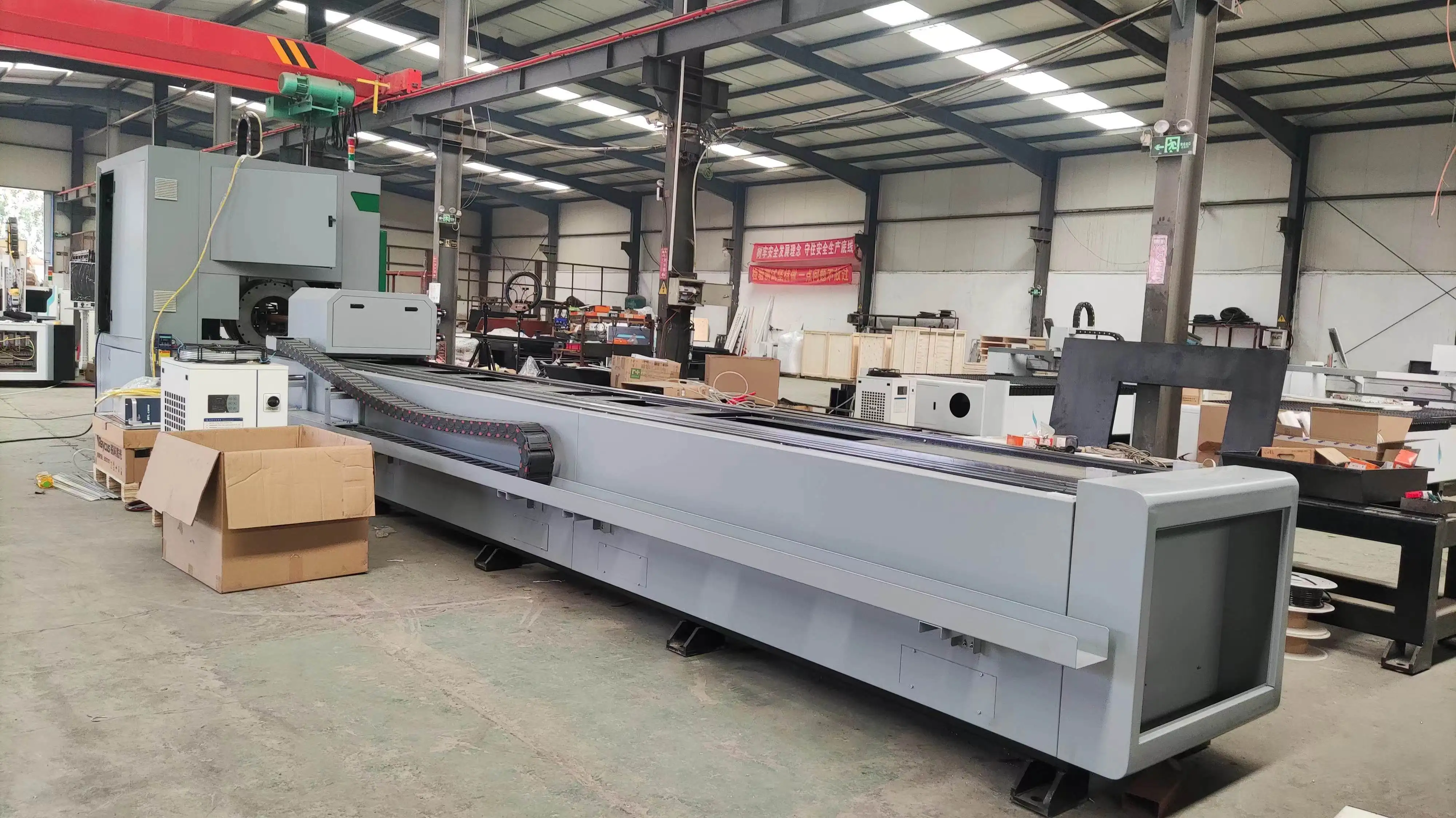 New Innovation Fiber Laser Cut Different Tubes Laser Tube Cutter 3000w 6000w Angle Cutting Fiber Laser Tube Cutting Machine