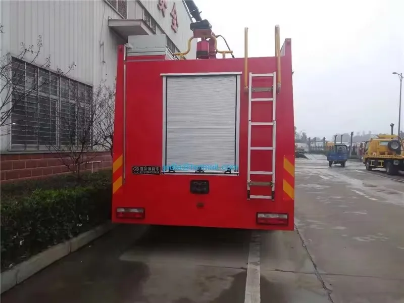 Monitor range 60 meters dongfeng remote control robot arm water foam tower fire fighting truck