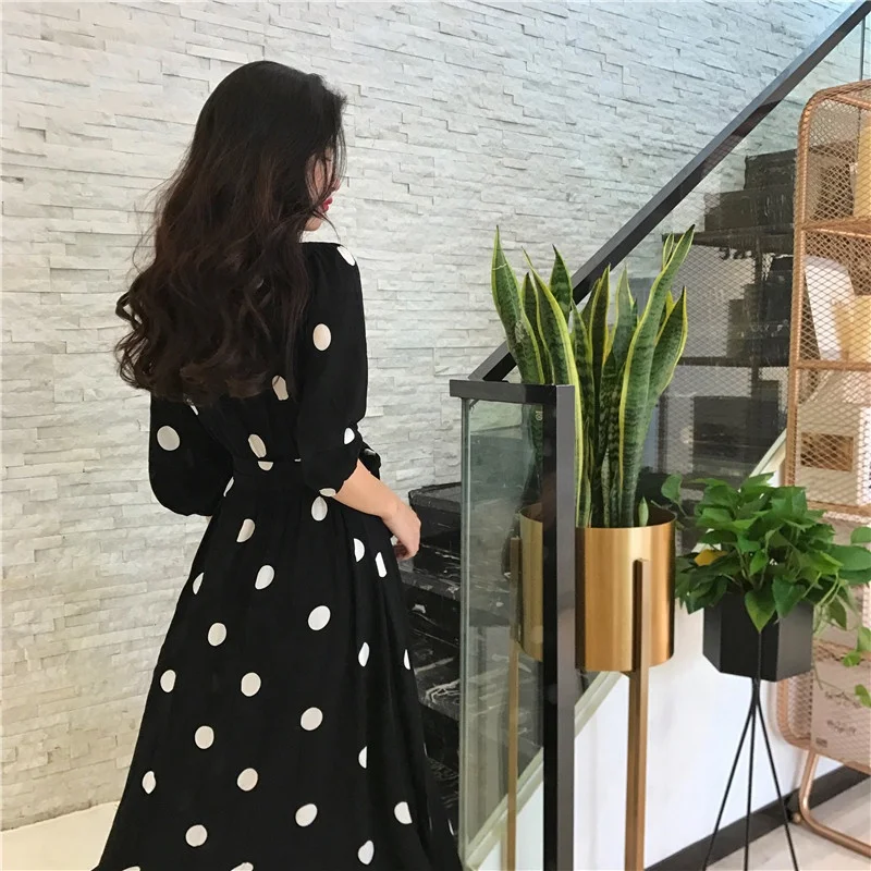 Black wave point chiffon dress female spring and summer new waist was thin temperament V-neck long skirt