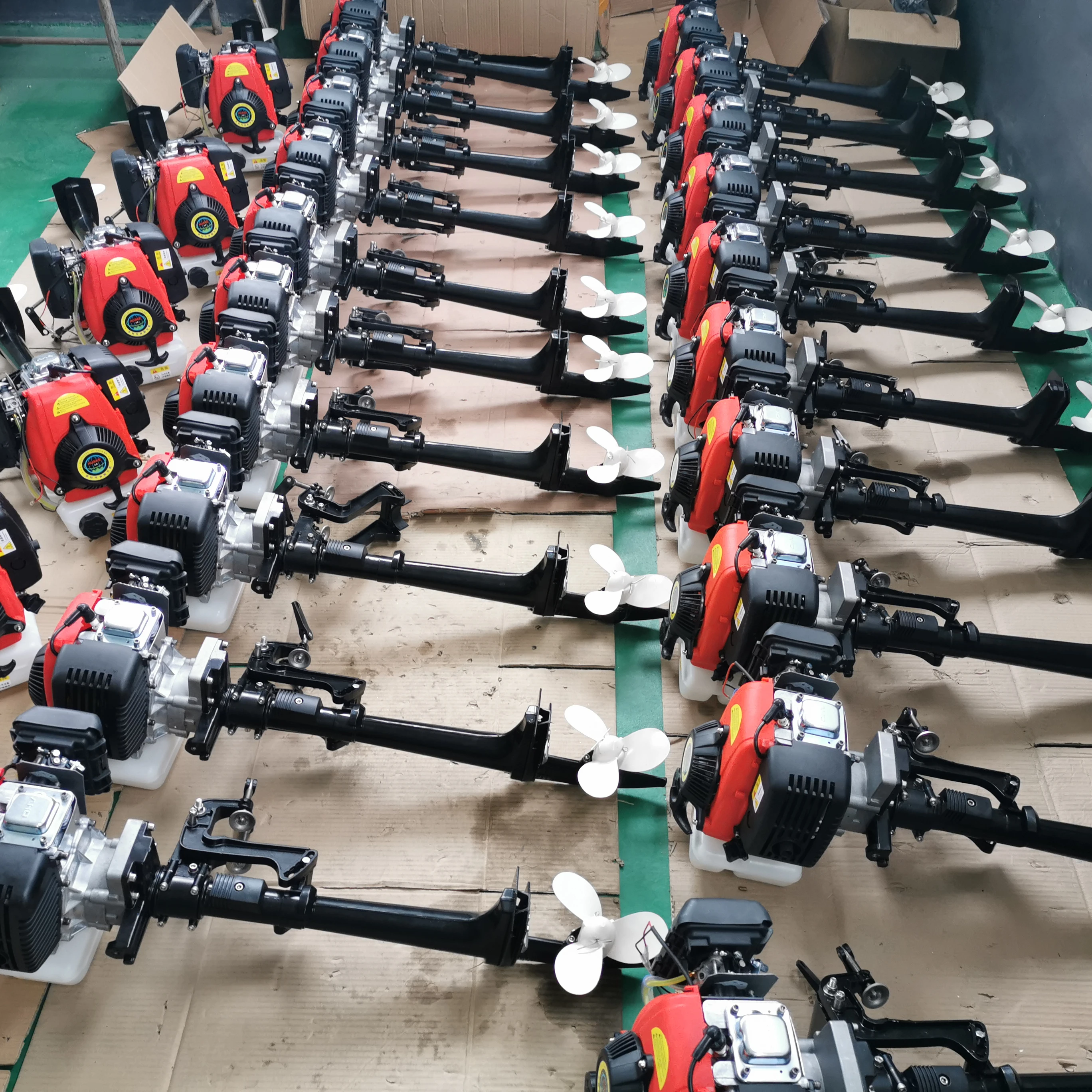 
4 Stroke EngineHURKE 2hp 4-stroke outboard motor engine 