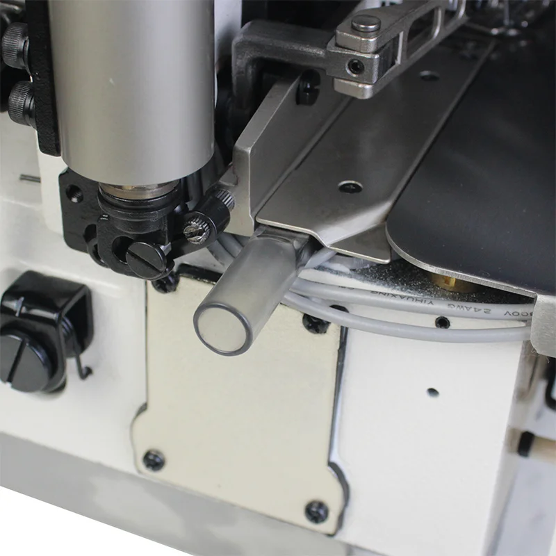 Cheap Price 4 Thread Flat Bed Overlock Sewing Industrial Machine