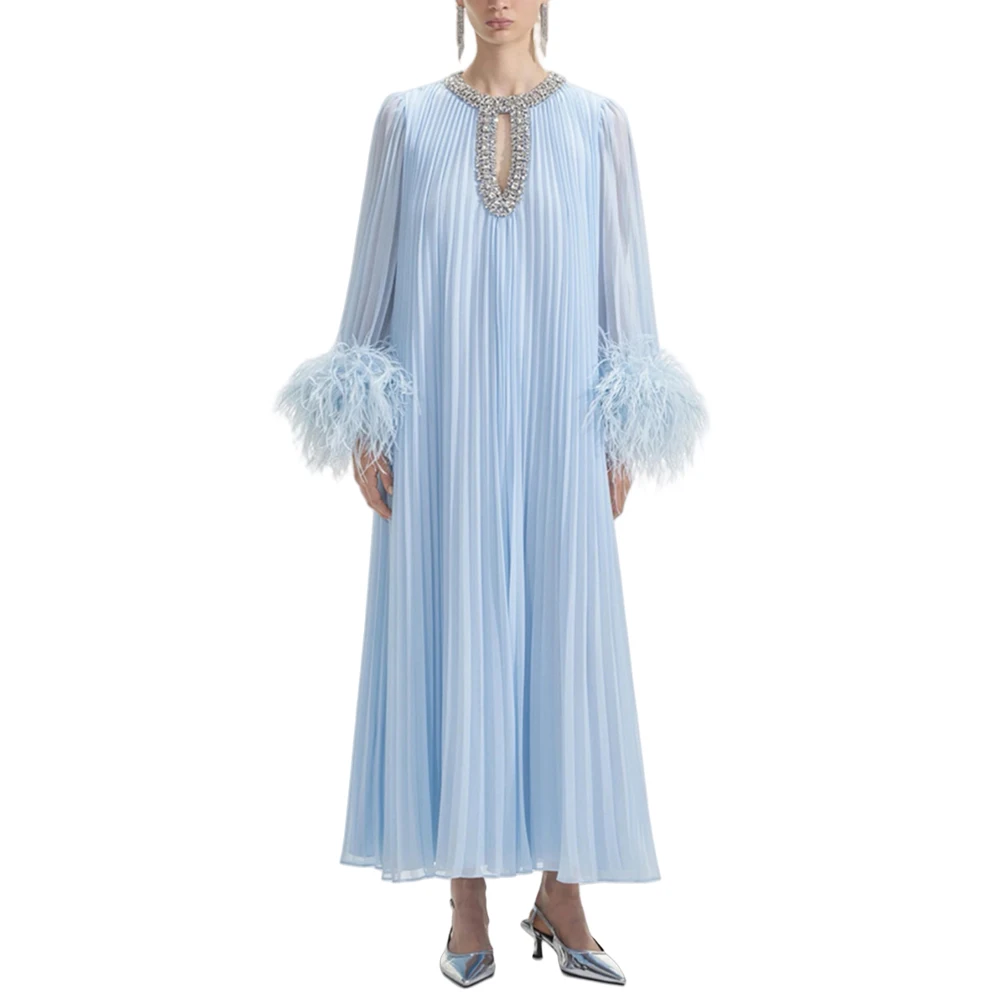 TWOTWINSTYLE Hot Selling Temperament Dress with Ostrich Fur Decoration Loose Long Skirt with Diamond Studded Neckline Dress