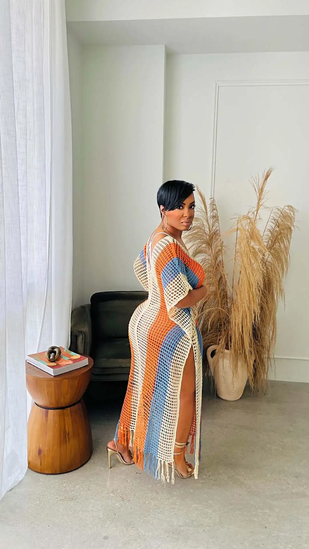 Fashion Causal Sleeveless Knitted Maxi Tassel Dress Summer Sexy Color Patchwork Hollow Out Beach Crochet Long Dresses