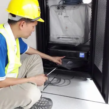 CWUPS 3000VA 2400W Standby UPS LED High Quality Rack Mount Unit Pure Sine Wave Online Single Phase 12V Battery Din Rail Computer