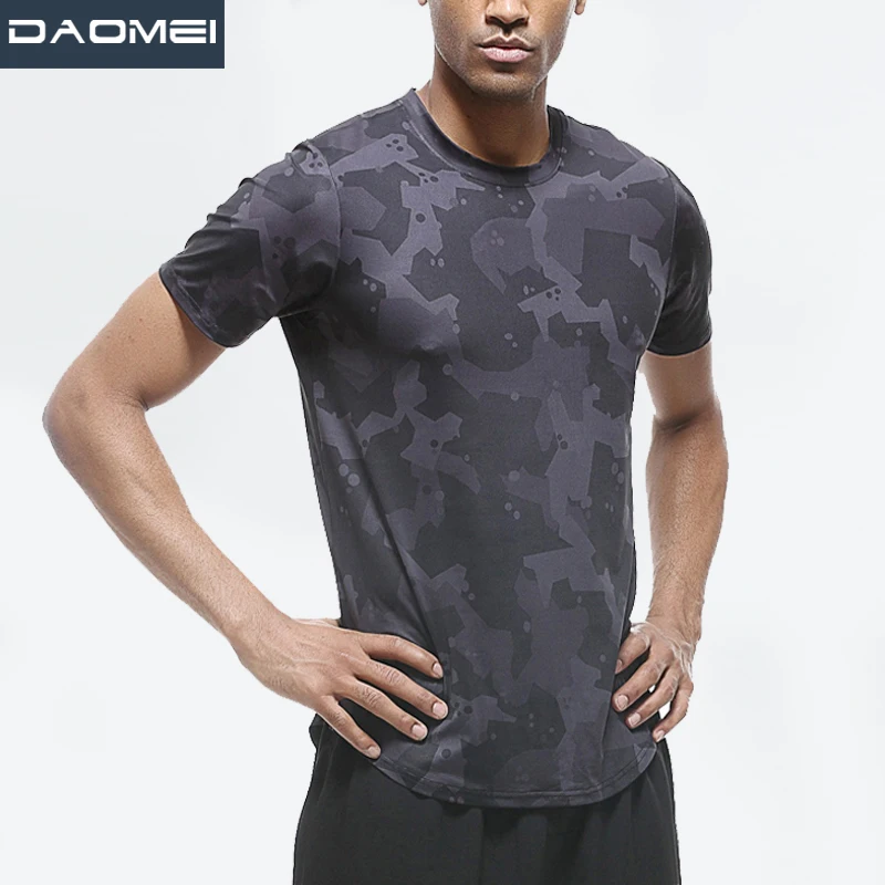 
Custom Sweatsuit Slim Camouflage Sport T Shirts Men shorts Sleeve Jogging Fitness Wear Outdoor T-Shirt Wholesale Sportswear Men 