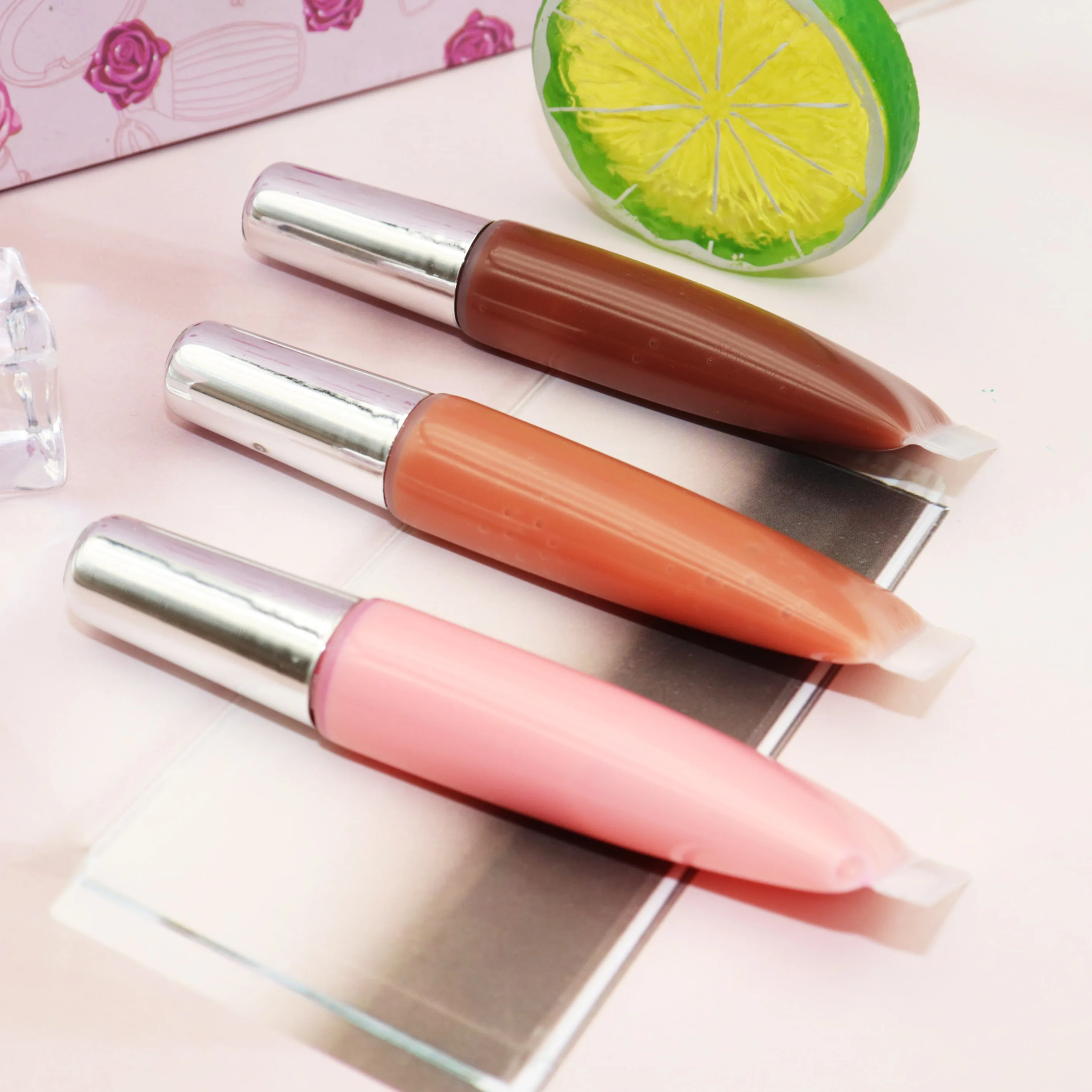 Own Vegan Wholesale Custom Lips Makeup Pigment Glitter Lip Plumping Gloss Base Flavored Lip Gloss