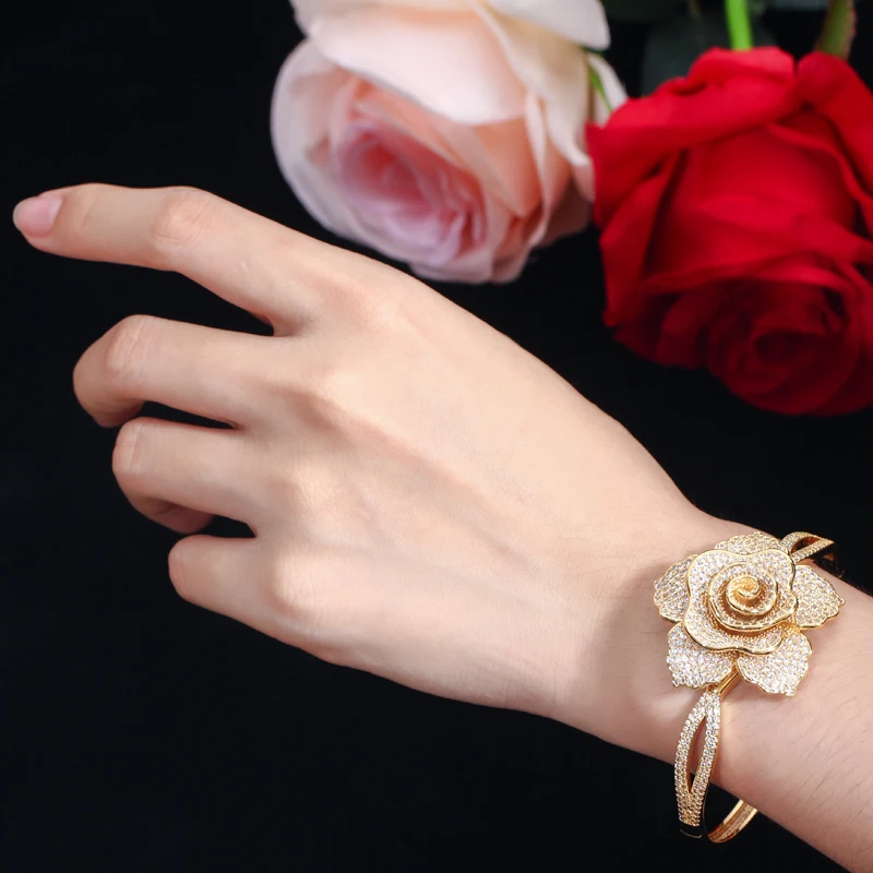 Cuff Style Full Pave Cubic Zircon Crystal Yellow Gold Color Big Geometric Rose Flower Bracelet Bangles Luxury Jewelry for Women