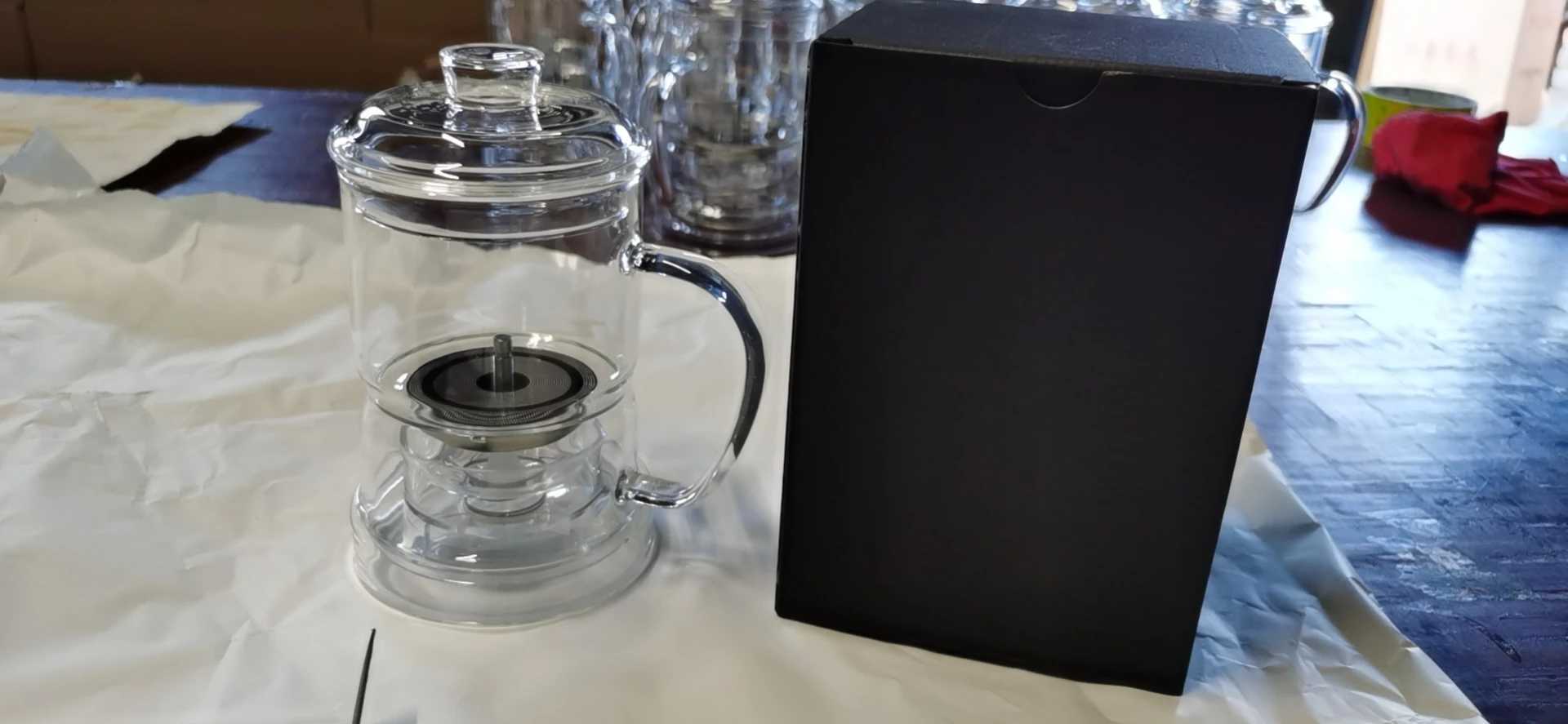  Чай тем самым позволяя зернам раскрыться infuser дно распределяя чайник для чая и