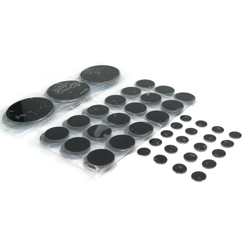 China Manufacture Custom Black Round 365nm UV Flashlight Filter Glass ZWB2