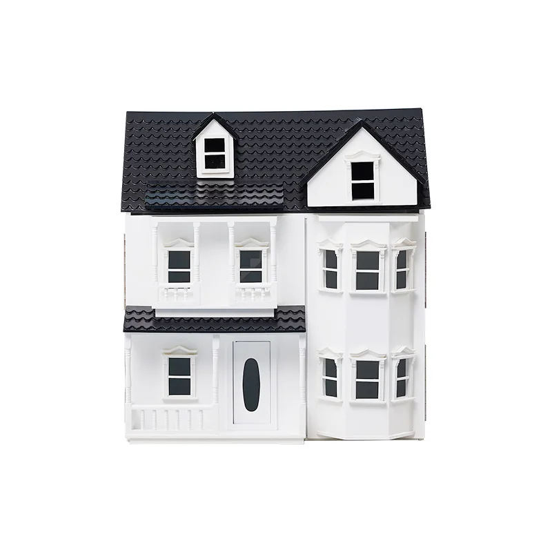 Деревянный кукольный домик